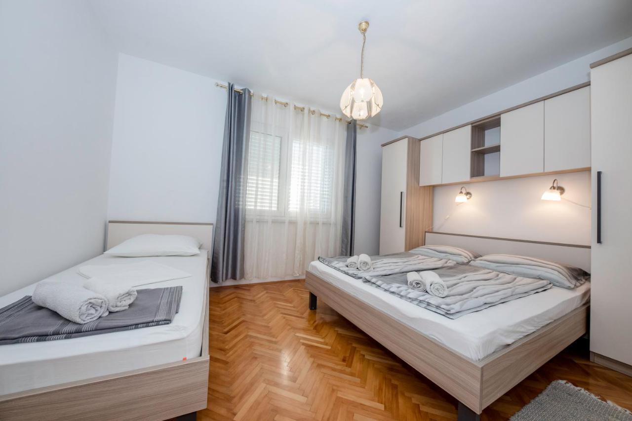 Apartments&rooms Bolero Rab Town Buitenkant foto