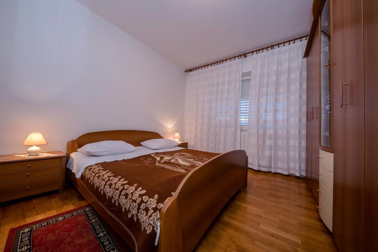 Apartments&rooms Bolero Rab Town Buitenkant foto